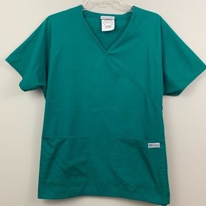 Uniform Advantage scrub top- green